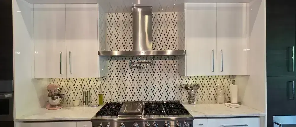 Chevron Backsplash and Pro Range by BNB Concepts